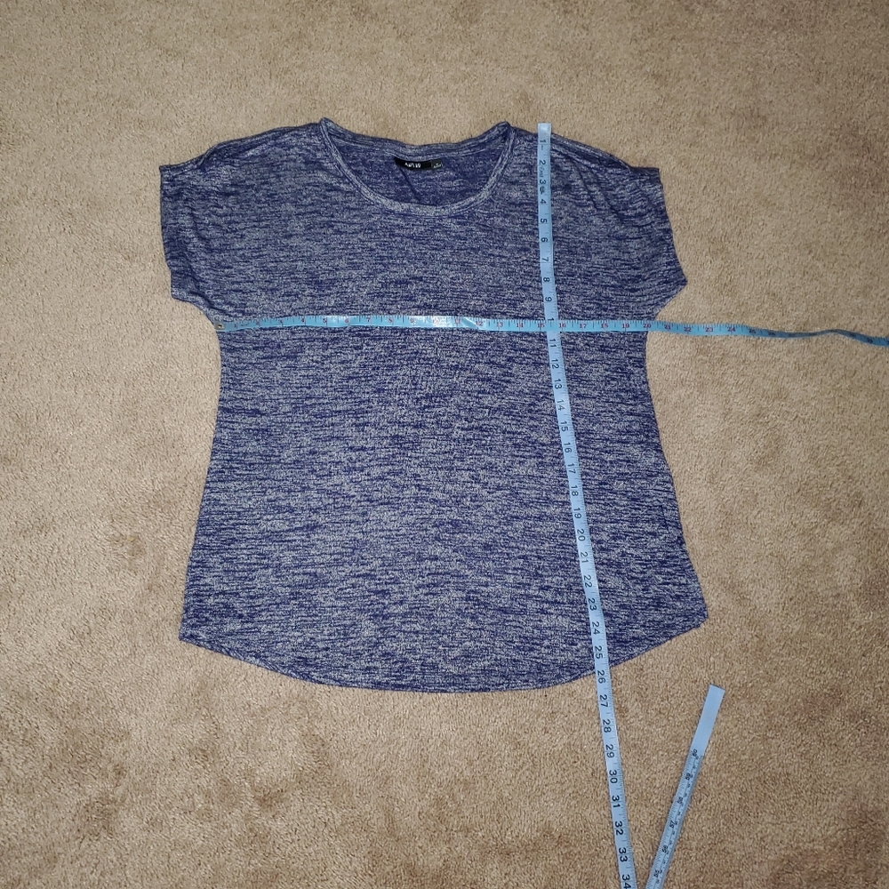 Apt.9 M marled blue and grey cold shoulder cozy knit medium weight top - Picture 7 of 7